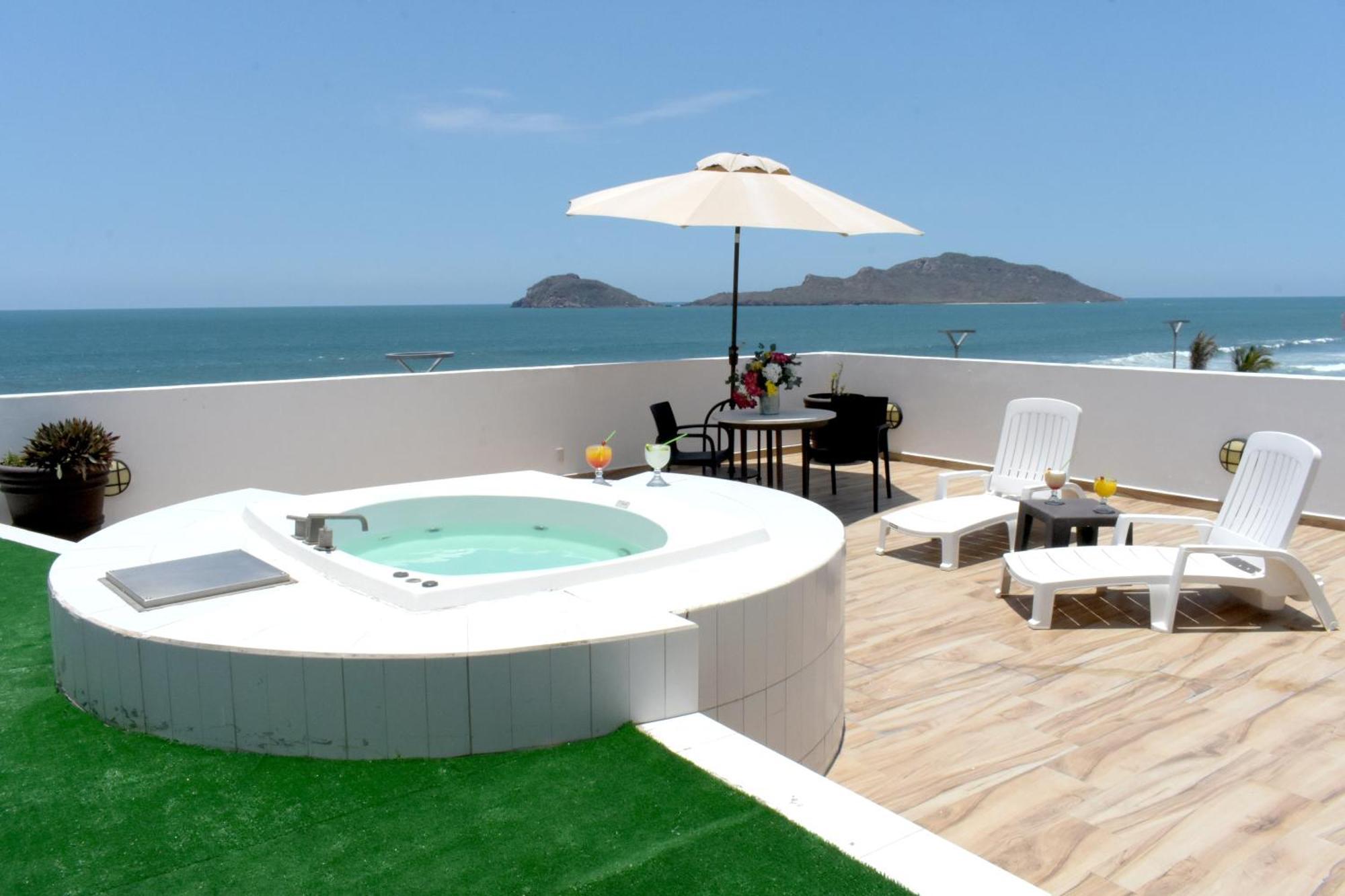 Coral Island Beach View Hotel Mazatlán Exterior foto