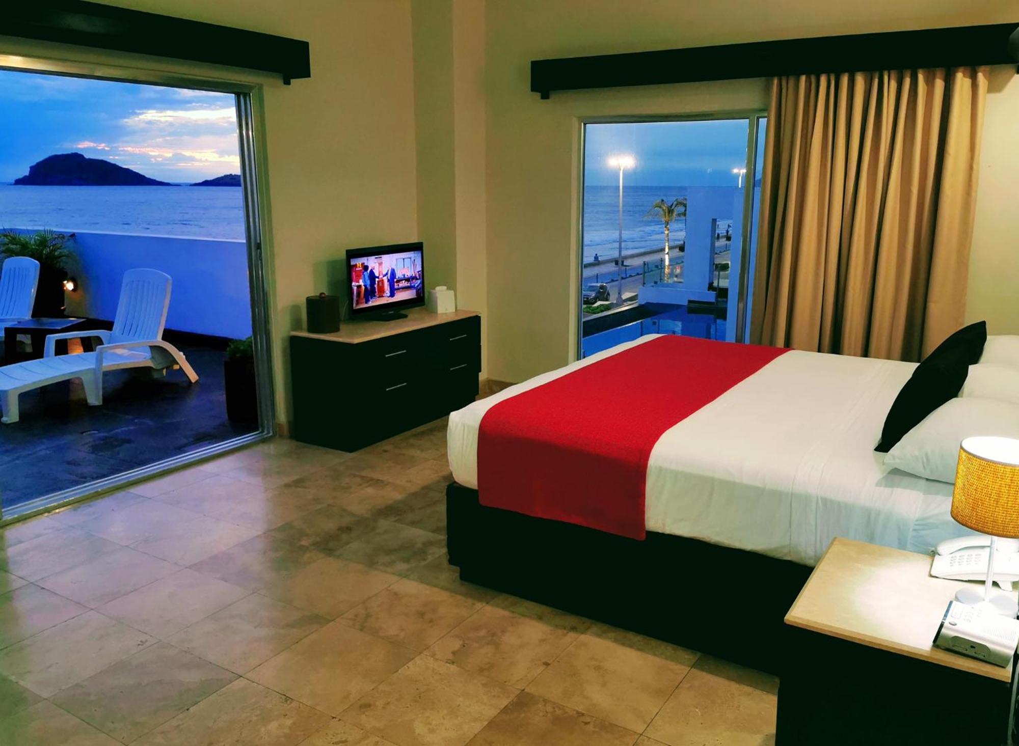 Coral Island Beach View Hotel Mazatlán Exterior foto